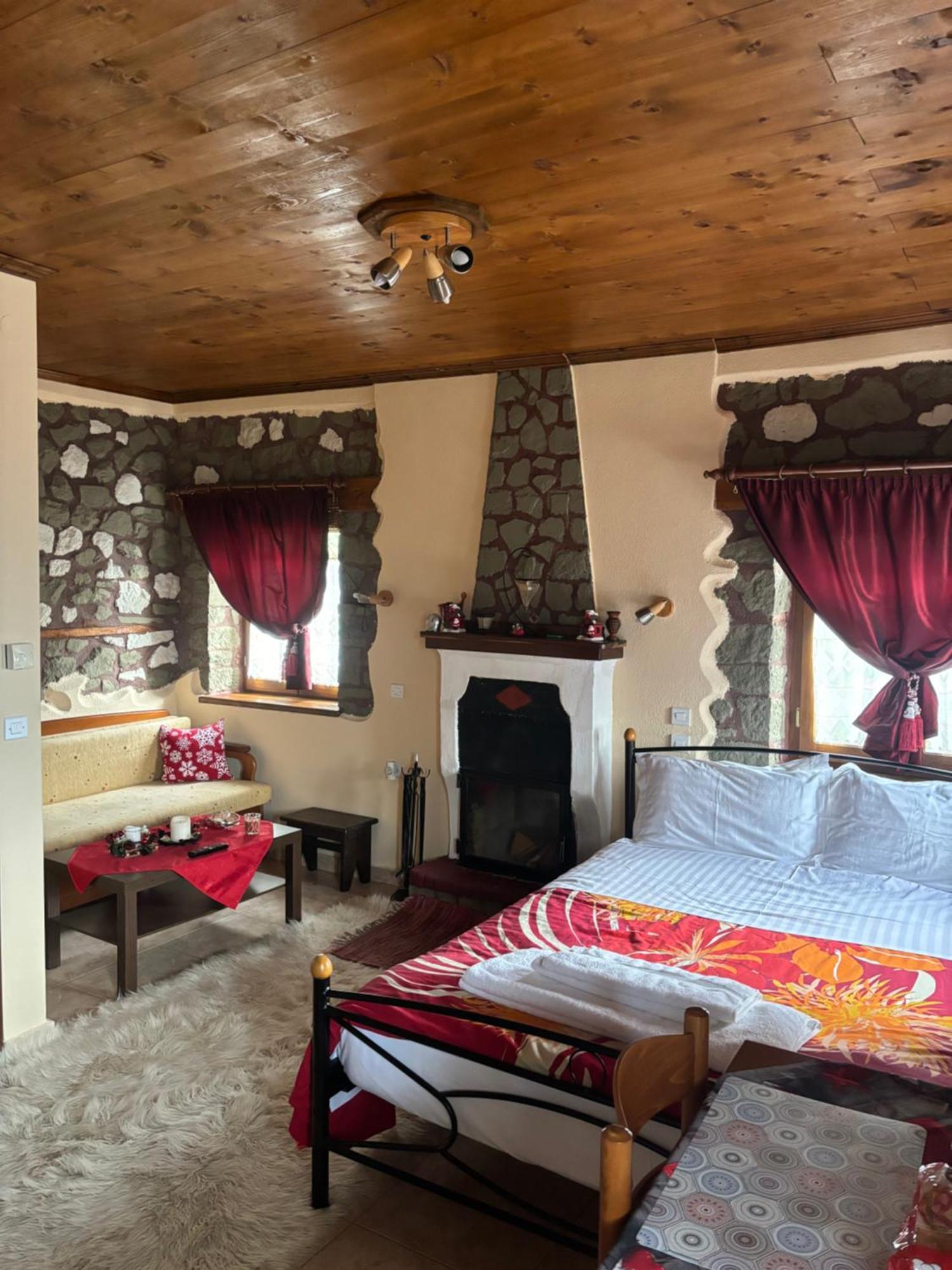Πέτρινο Όραμα Hotel Kotronion  Ngoại thất bức ảnh