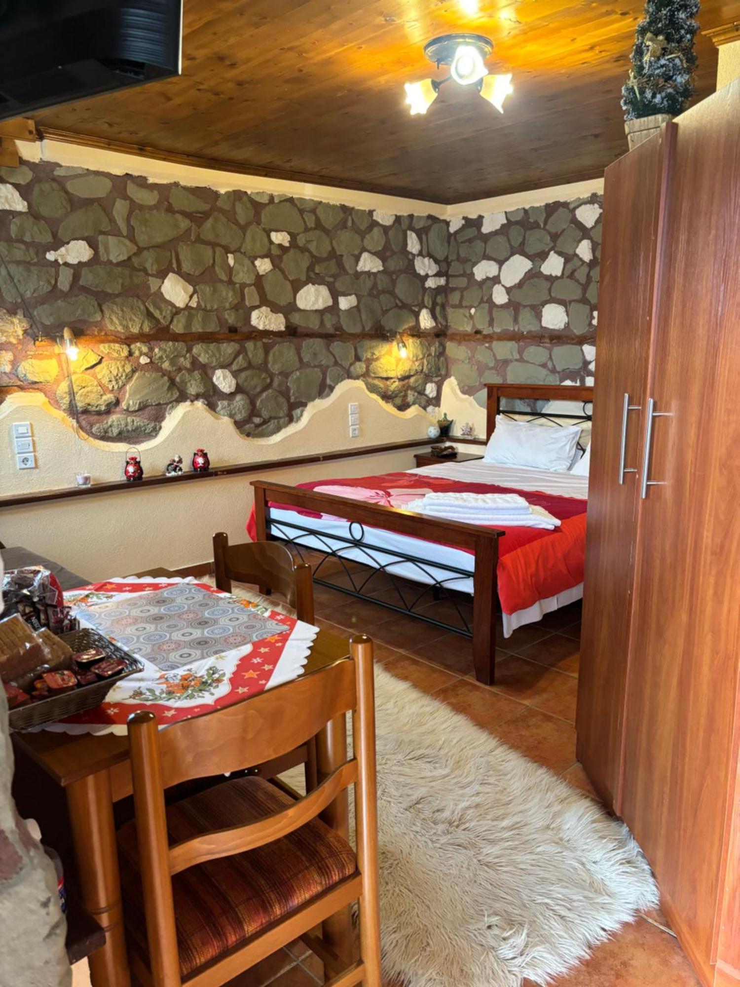 Πέτρινο Όραμα Hotel Kotronion  Ngoại thất bức ảnh